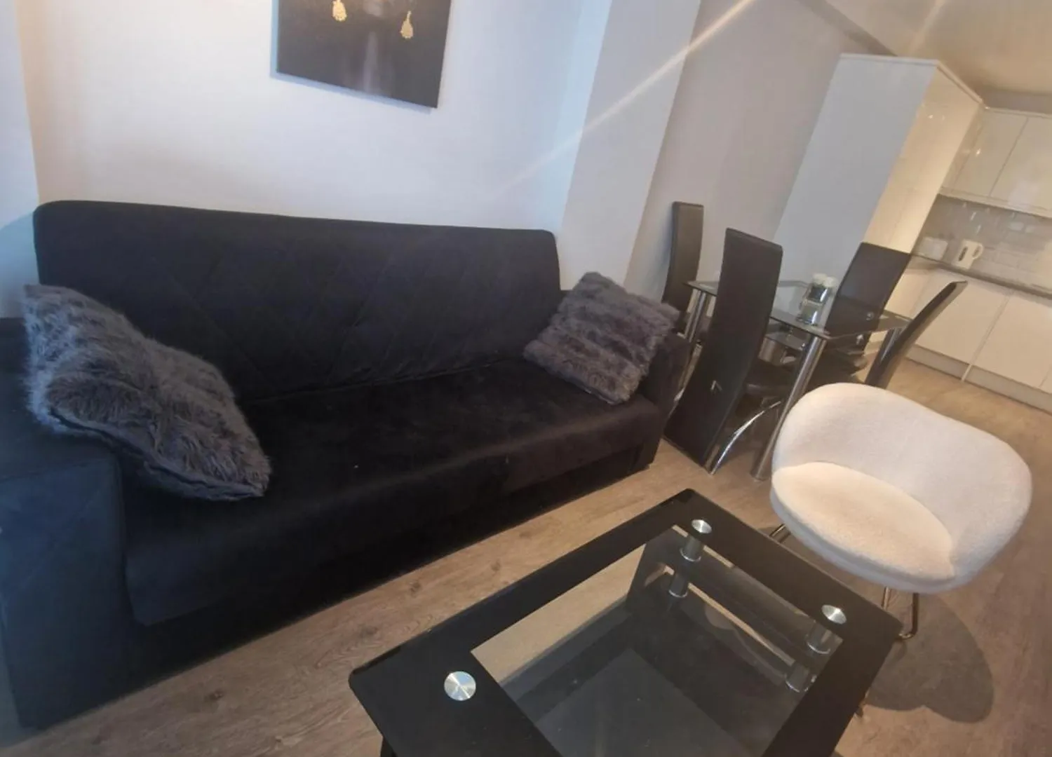 Aarons Riverview Luxury Apartment Londra