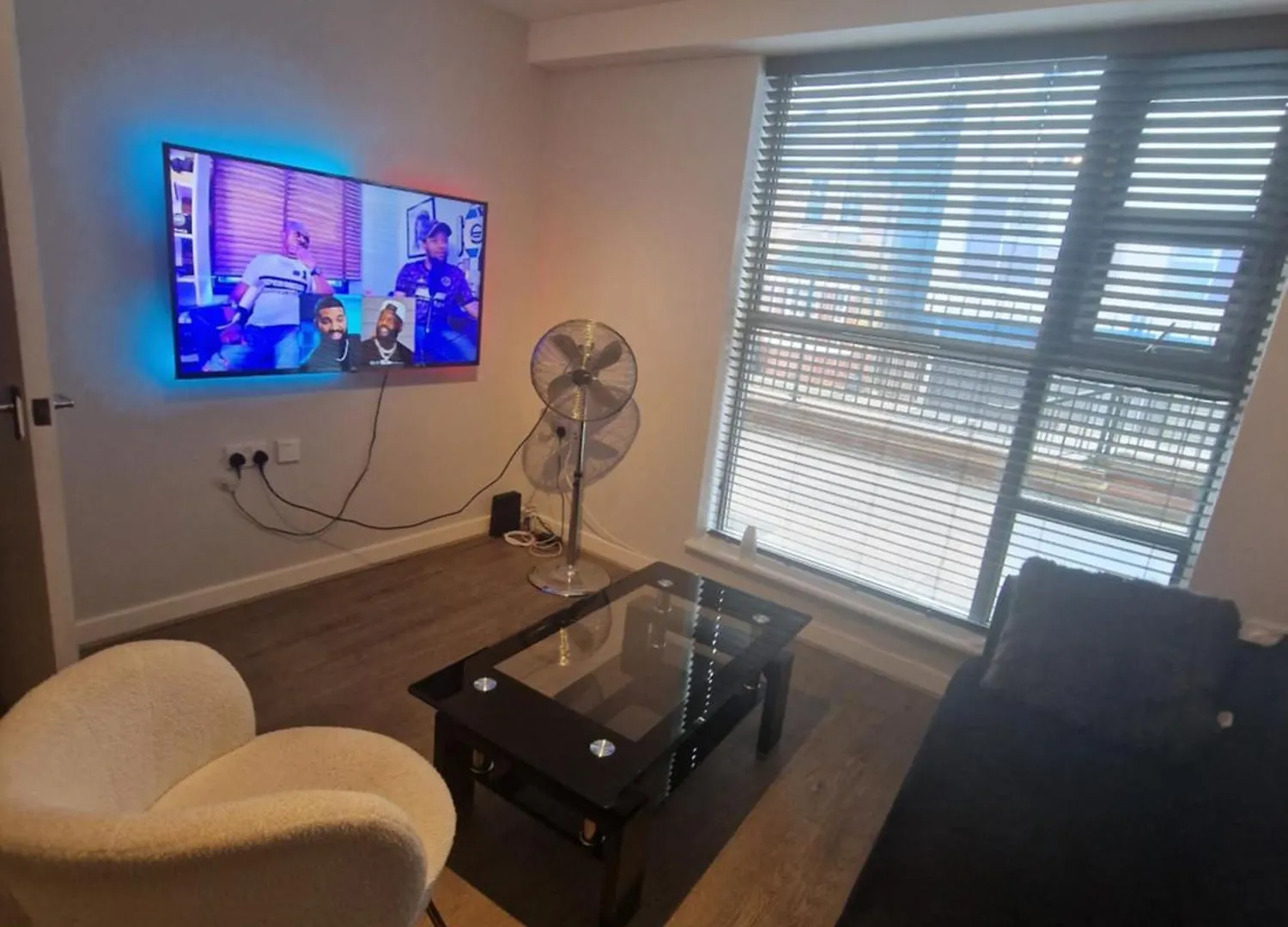 Aarons Riverview Luxury Apartment London United Kingdom